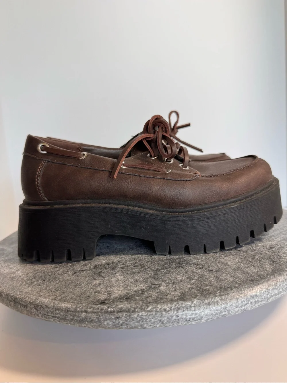 Vintage Chunky Dark Brown Faux Leather Platform Loafers Shoes 6 NOBO